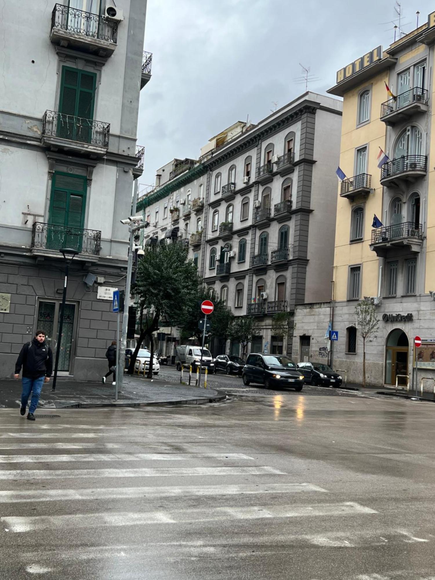 Bed and Breakfast Beb Mariafrancesca Neapel Exterior foto