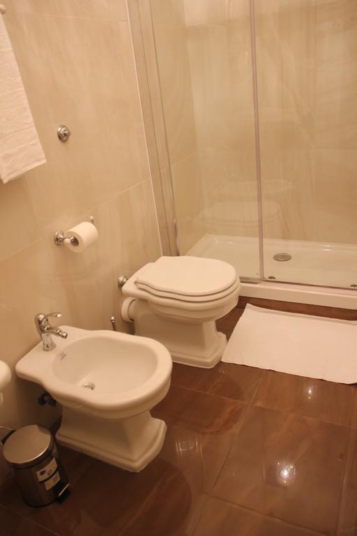 Bed and Breakfast Beb Mariafrancesca Neapel Exterior foto