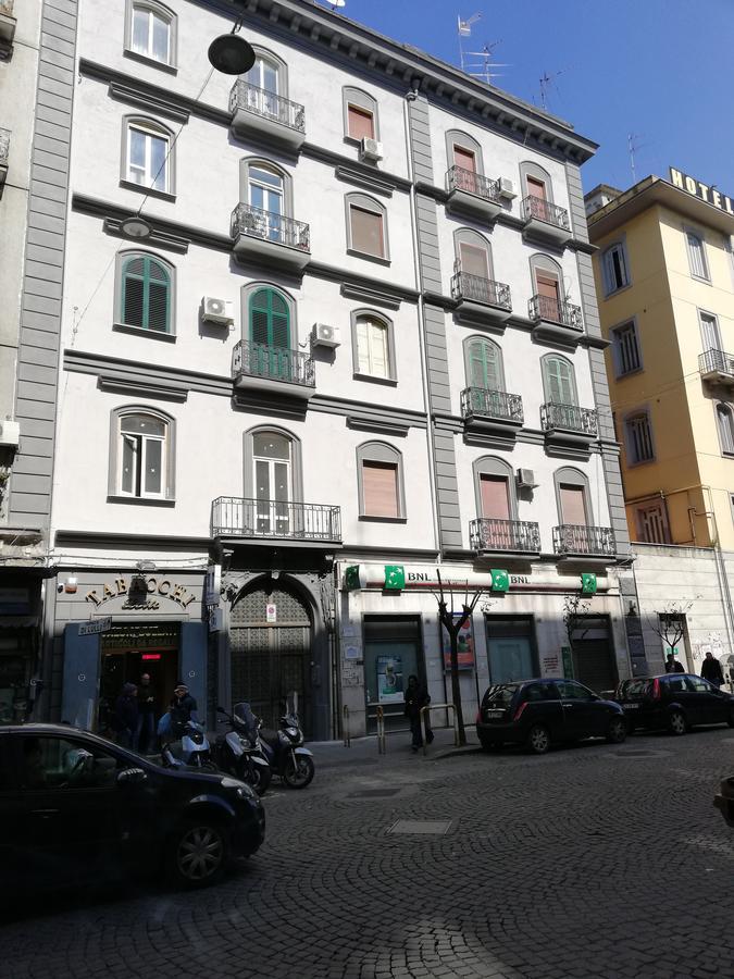 Bed and Breakfast Beb Mariafrancesca Neapel Exterior foto
